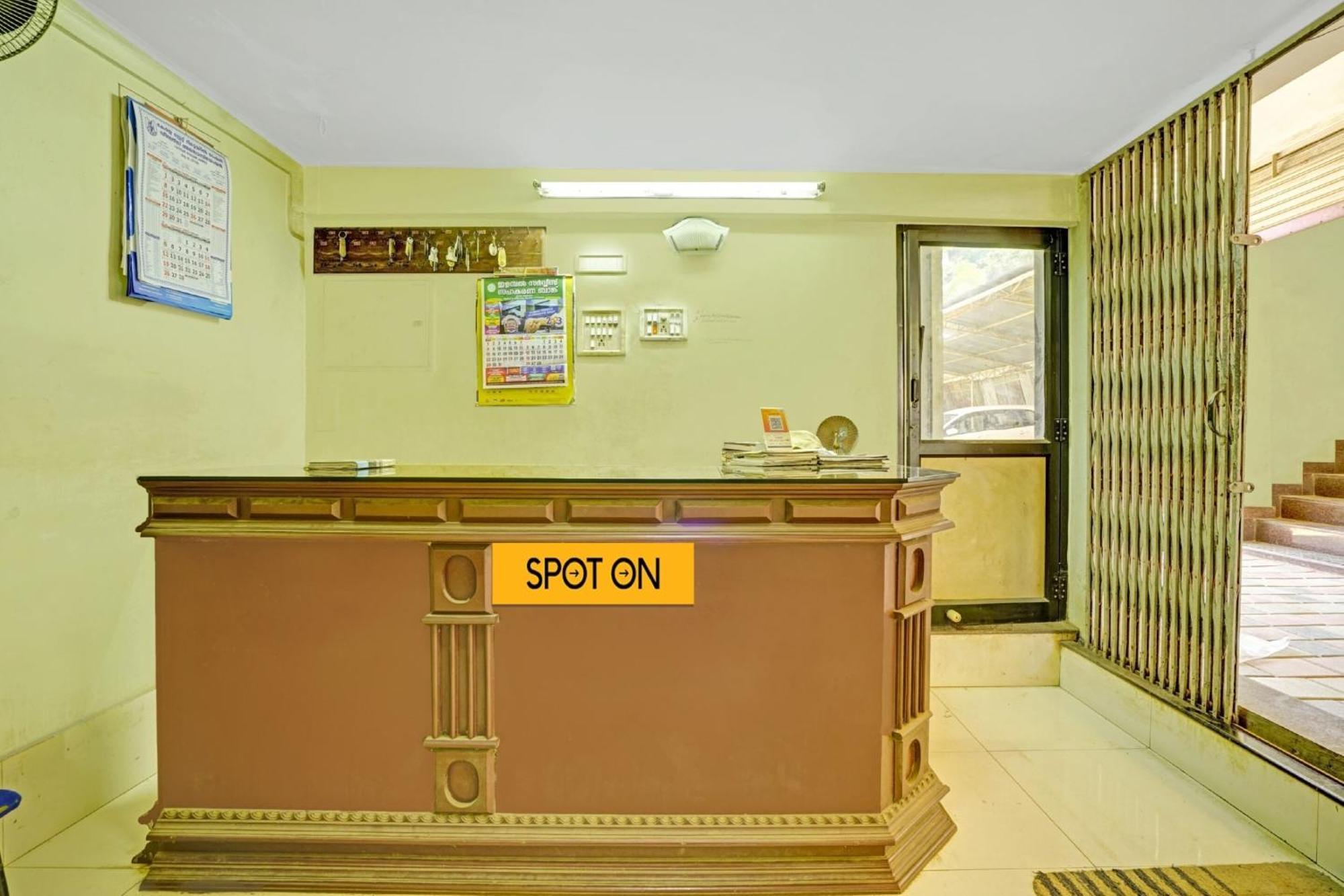 Hotel O Ss Residency Punalur ภายนอก รูปภาพ